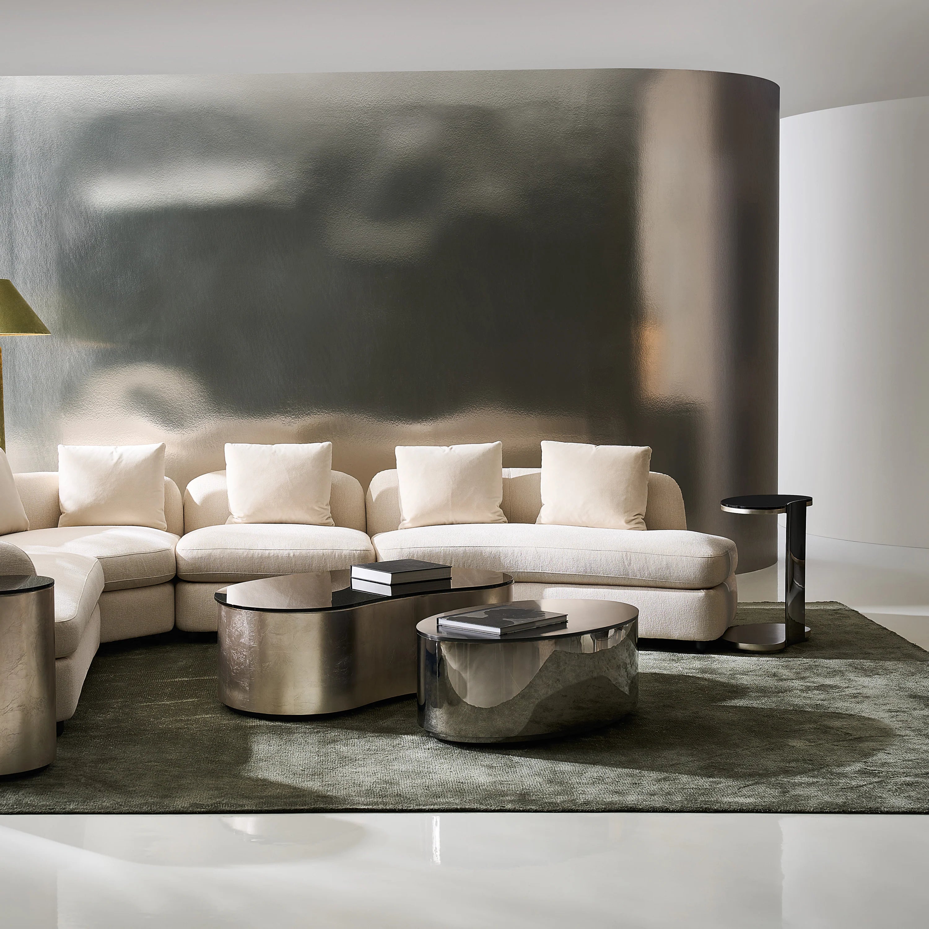 ADELE COCKTAIL TABLE